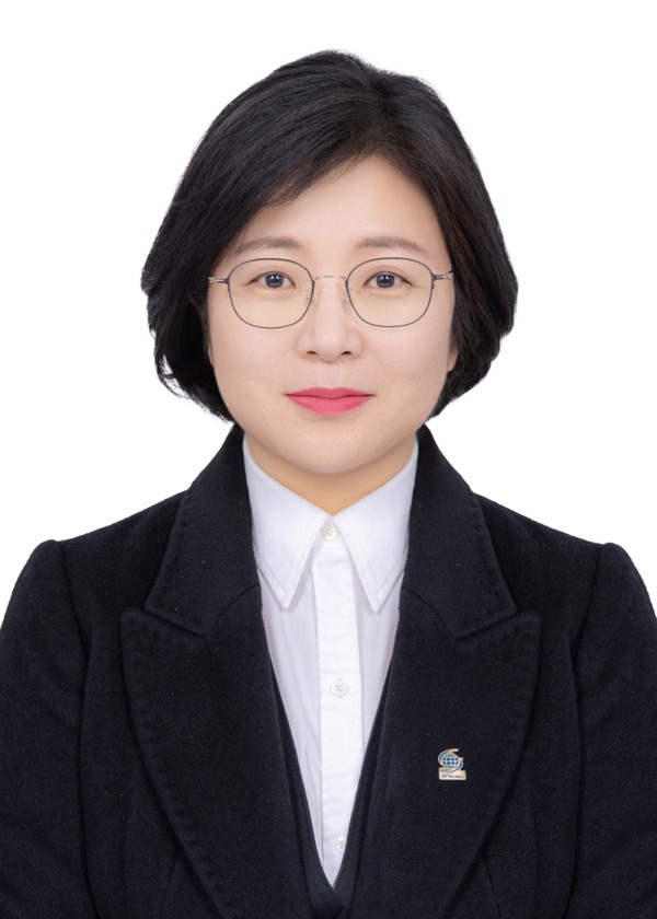 제주대학교 경제학과 이민지 박사와 정수연 교수 한국감정평가학회 2025년 최우수논문상 수상