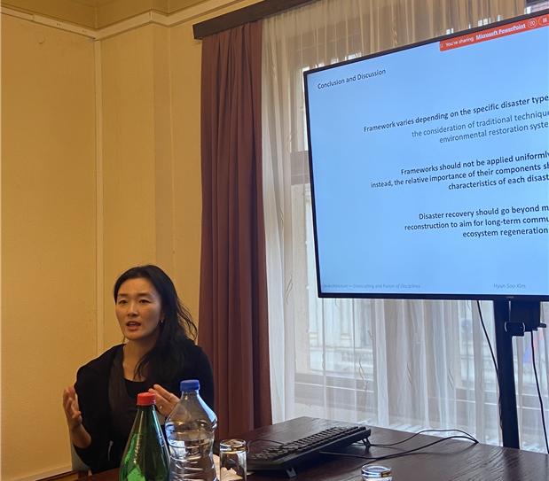 학생 중심 수업 성과, 해외학술대회 발표 넘어 국제 전시·공동수업까지