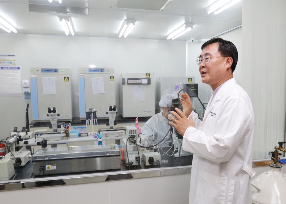 JNU, World's First Clinical Trial of Incurable Disease 'Interstitial Cystitis' with Stem Cells