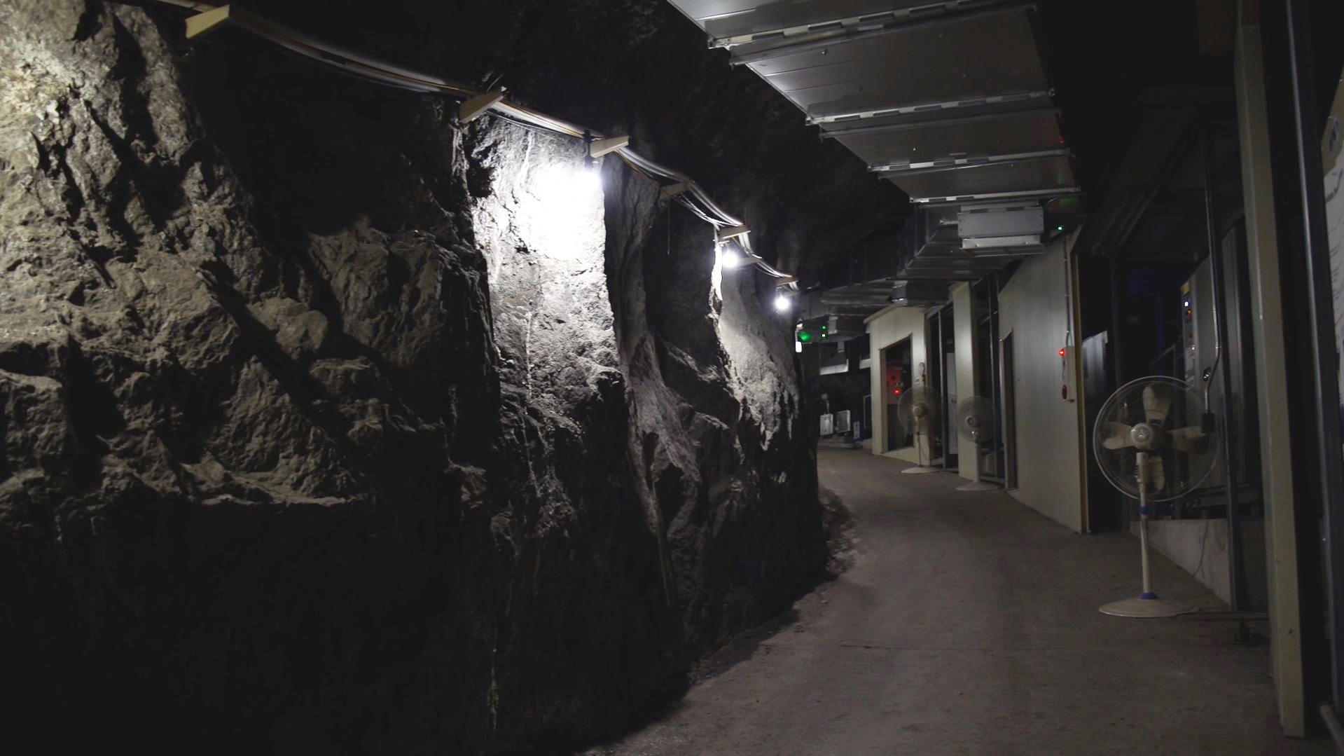 세계 25년 난제 ‘암흑물질 신호’ 논쟁 종결