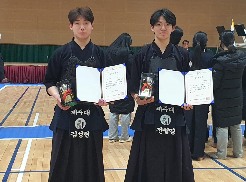 김성현, 전절우(대학 상비군 선발).jpg